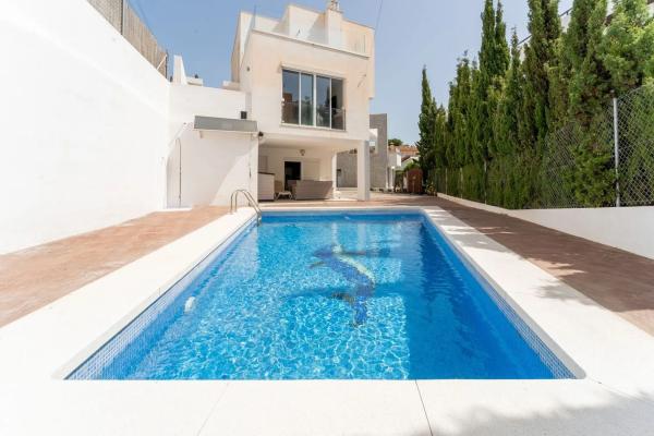 Chalet en calle las Palmas