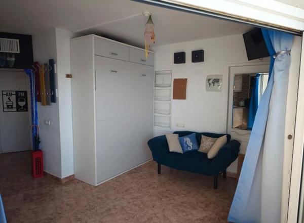 Estudio en paseo Marítimo Rey de España