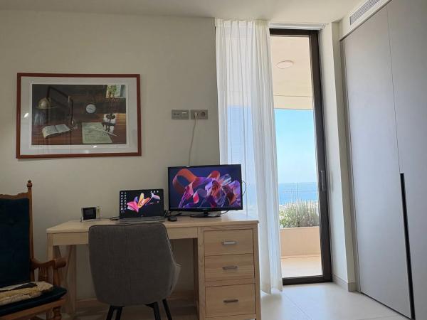 Piso en avenida Fuengirola, 9