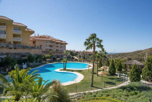 Piso en avenida del Higuerón, 56