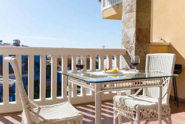 Piso en avenida del Higuerón, 56