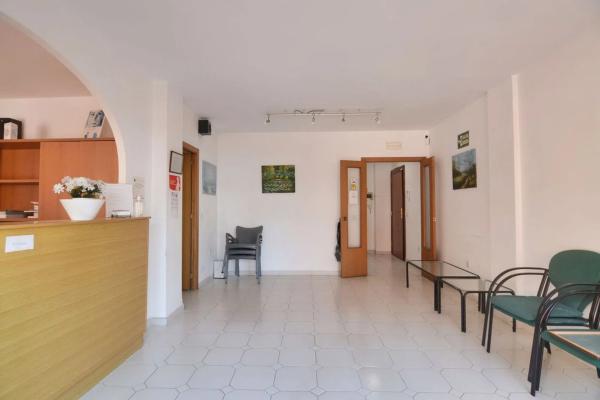 Piso en avenida Condes de San Isidro, 37