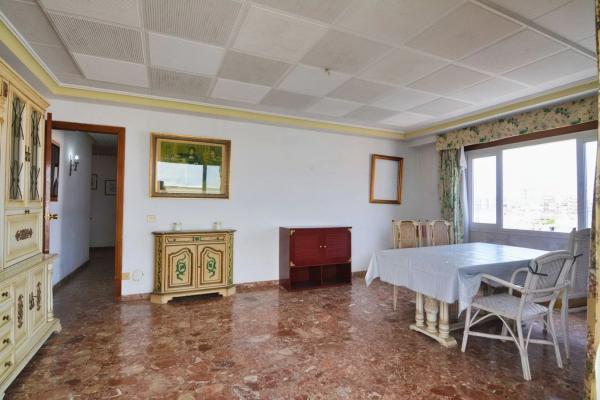 Piso en paseo Marítimo Rey de España, 12