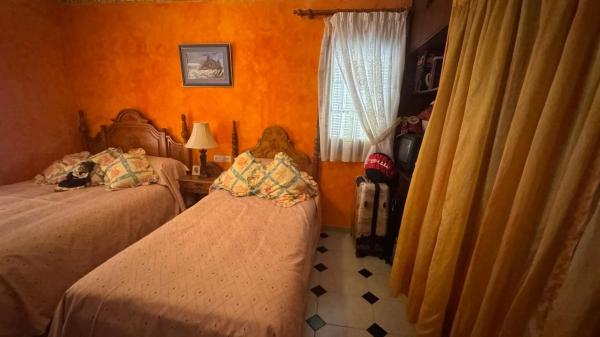 Casa independiente en CL Cafetos Los