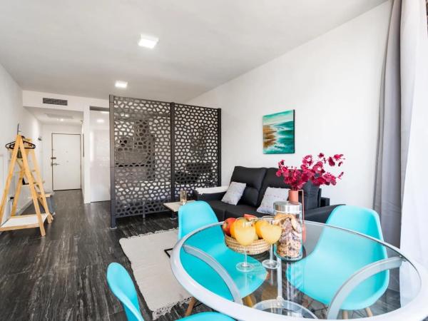 Estudio en paseo Marítimo Rey de España