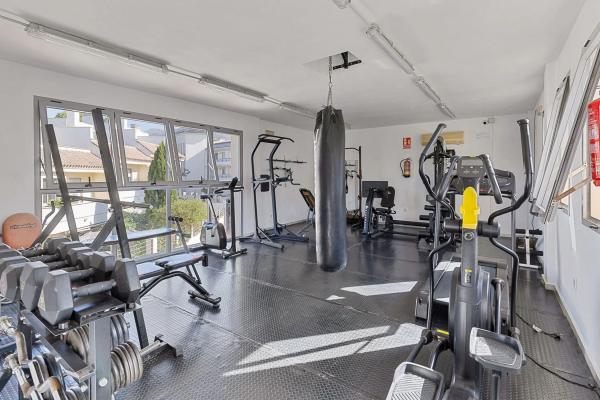 Chalet adosado en calle Tucán