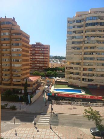 Estudio en avenida de los Boliches, 108
