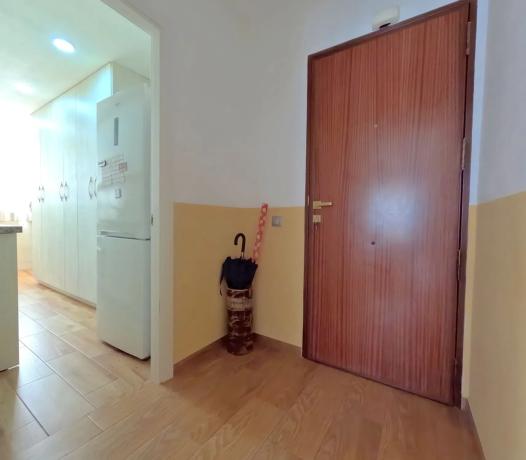 Piso en calle Virgen del Rocío, 1