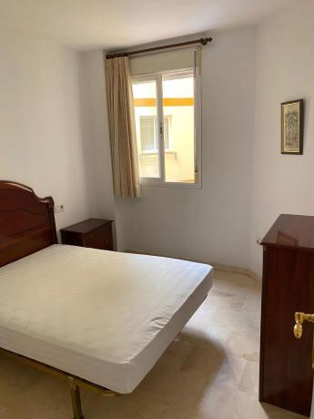 Piso en calle Romería del Rocío, 1