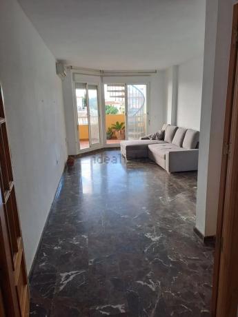 Dúplex en calle el Roble