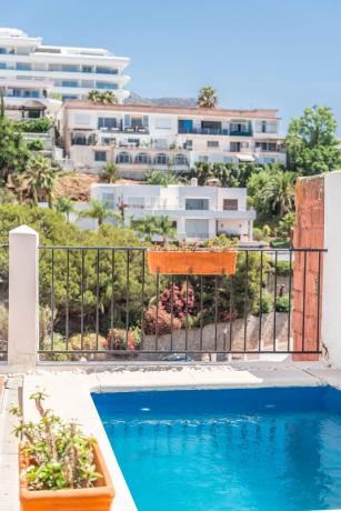 Chalet pareado en calle Amapolas