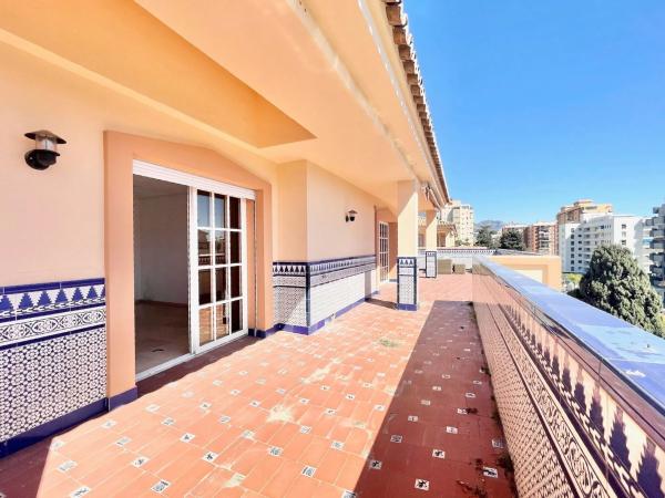 Ático en paseo Jesús Santos Rein