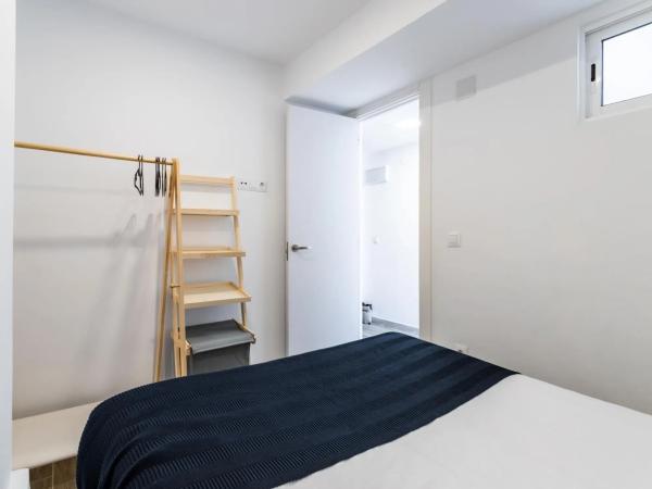 Estudio en calle Martínez Catena