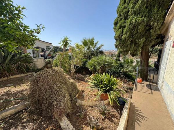 Casa independiente en CL Tita Maria