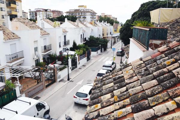 Chalet adosado en calle Monaguillo