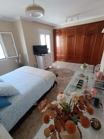 Chalet adosado en calle Clara Campoamor