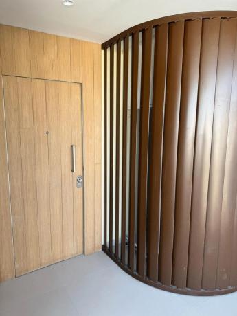 Piso en avenida Fuengirola, 3