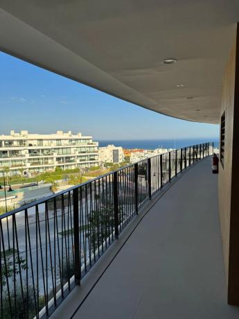 Piso en avenida Fuengirola, 3