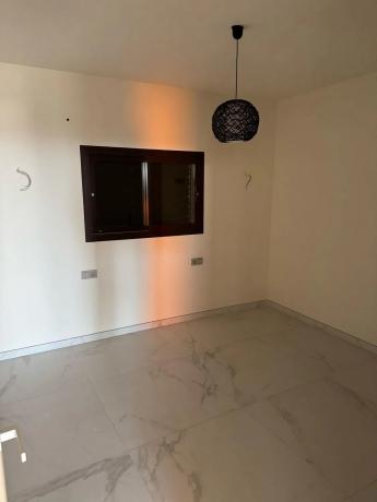 Piso en avenida Fuengirola, 3