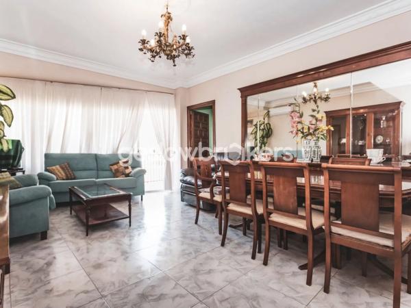 Piso en avenida Juan Gómez Juanito, 21