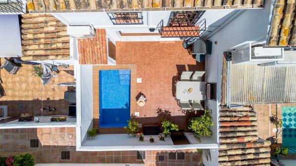 Chalet adosado en calle Margarita