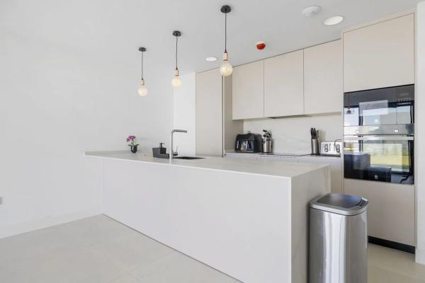 Piso en avenida Fuengirola