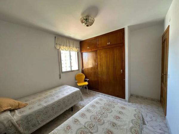 Piso en avenida de Las Salinas