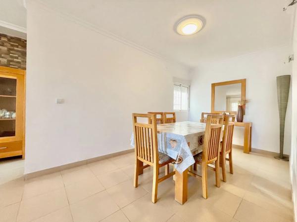 Casa independiente en calle Miguel Márquez