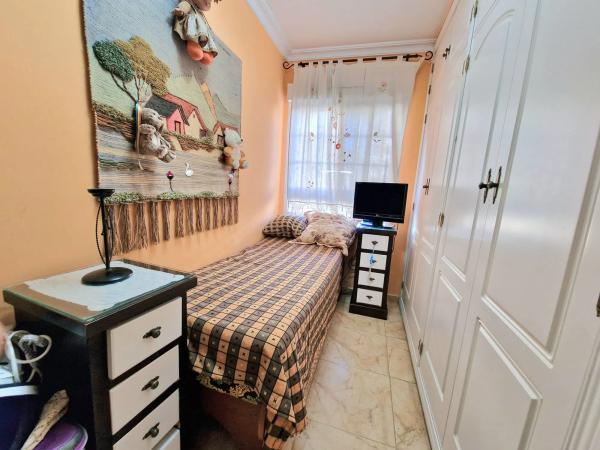 Piso en calle Santa Ana