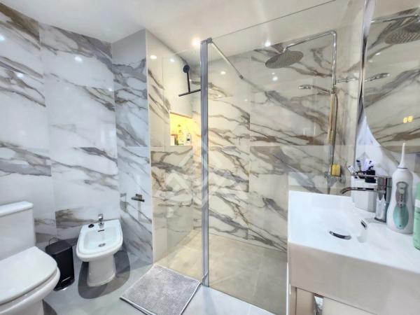 Ático en calle Infanta Doña Elena, 22