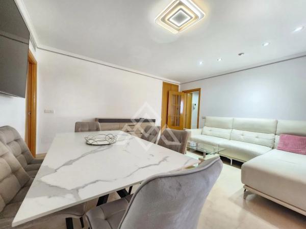 Ático en calle Infanta Doña Elena, 22