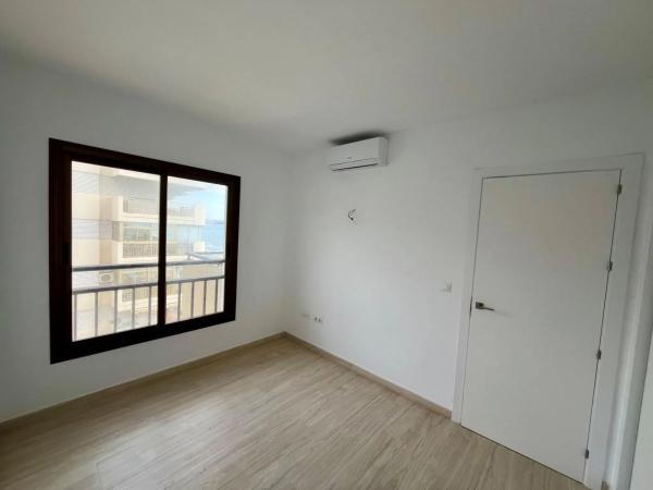 Piso en paseo Marítimo Rey de España, 96