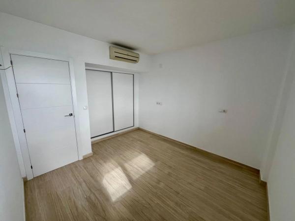 Piso en paseo Marítimo Rey de España, 96