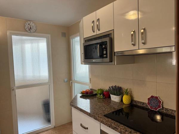 Piso en avenida de Las Salinas