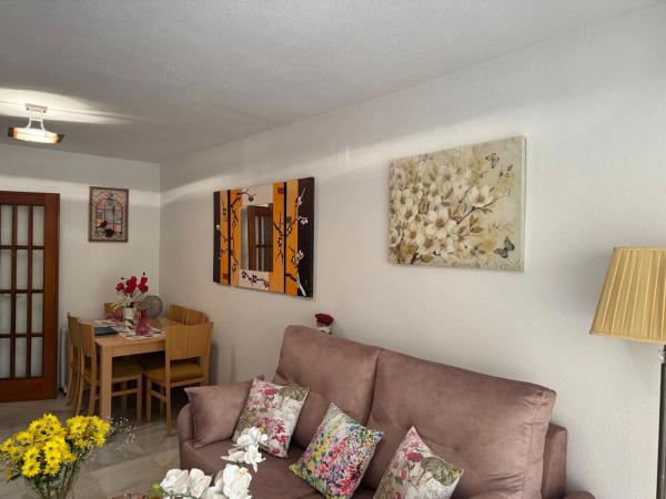 Piso en avenida de Las Salinas