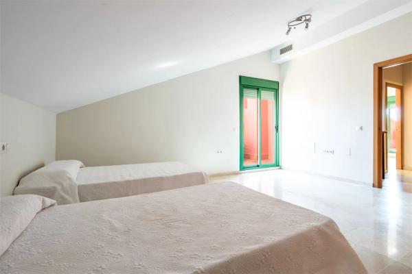 Ático en calle las Dalias