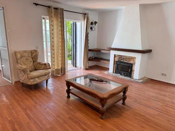 Chalet adosado en calle Mijas, 15