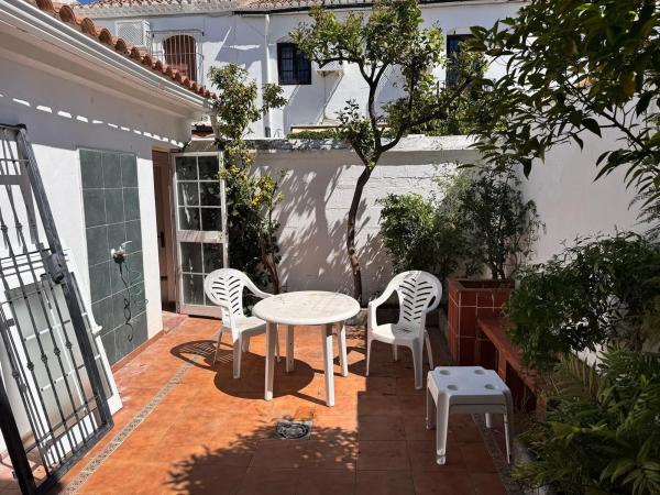Chalet adosado en calle Mijas, 15