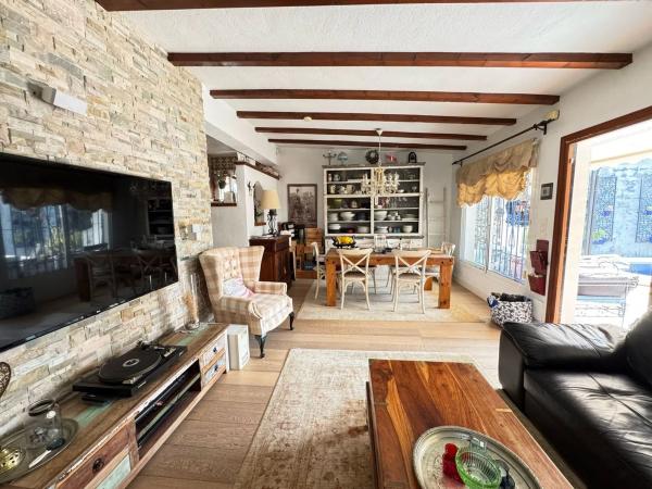 Casa independiente en calle Terraza