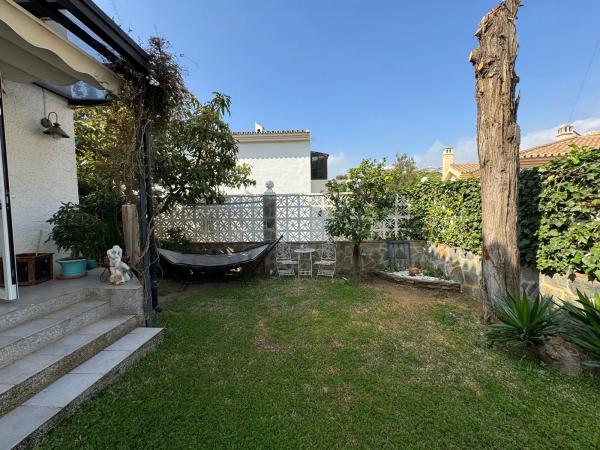 Casa independiente en calle Terraza