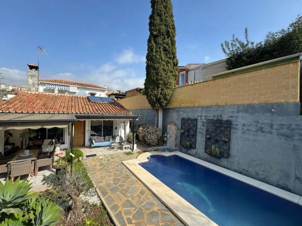 Casa independiente en calle Terraza