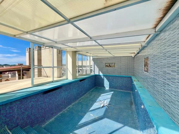 Ático en calle Hernán Cortés