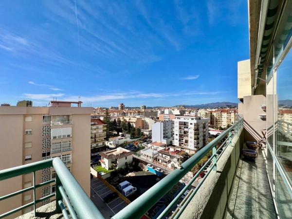 Ático en calle Hernán Cortés