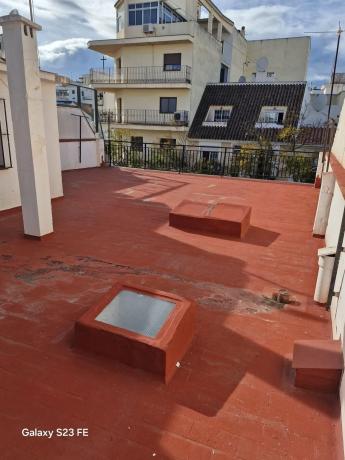 Piso en avenida de los Boliches