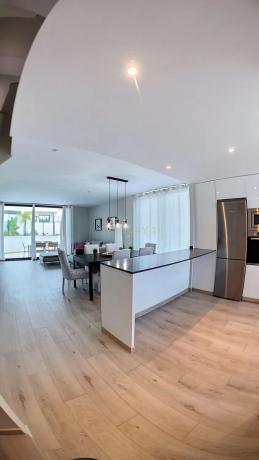 Chalet adosado en calle Encinas, 7