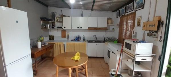 Casa independiente en calle los Almendros