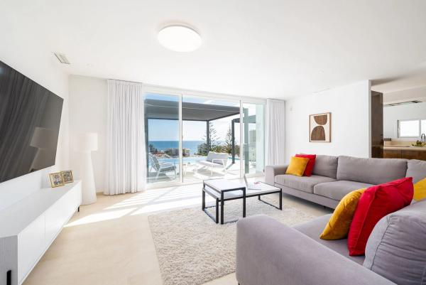 Casa independiente en calle Acacias