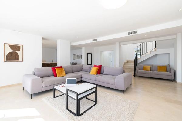 Casa independiente en calle Acacias