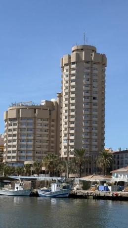 Estudio en calle Moncayo, 35 -37