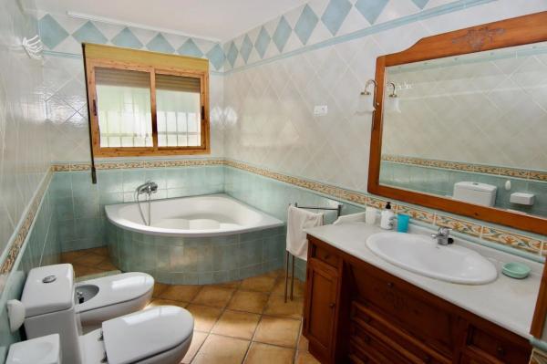 Casa independiente en camino de Coín